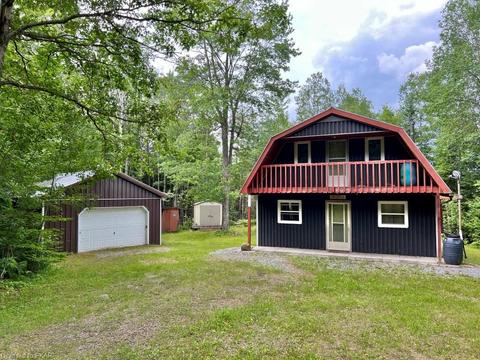 533 Whytes Rd, Carlow/Mayo, ON, K0L1G0 | Card Image