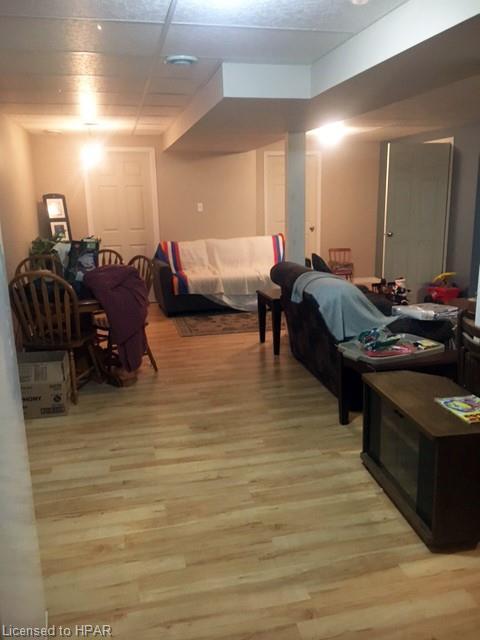 {{alt}} | Card Image